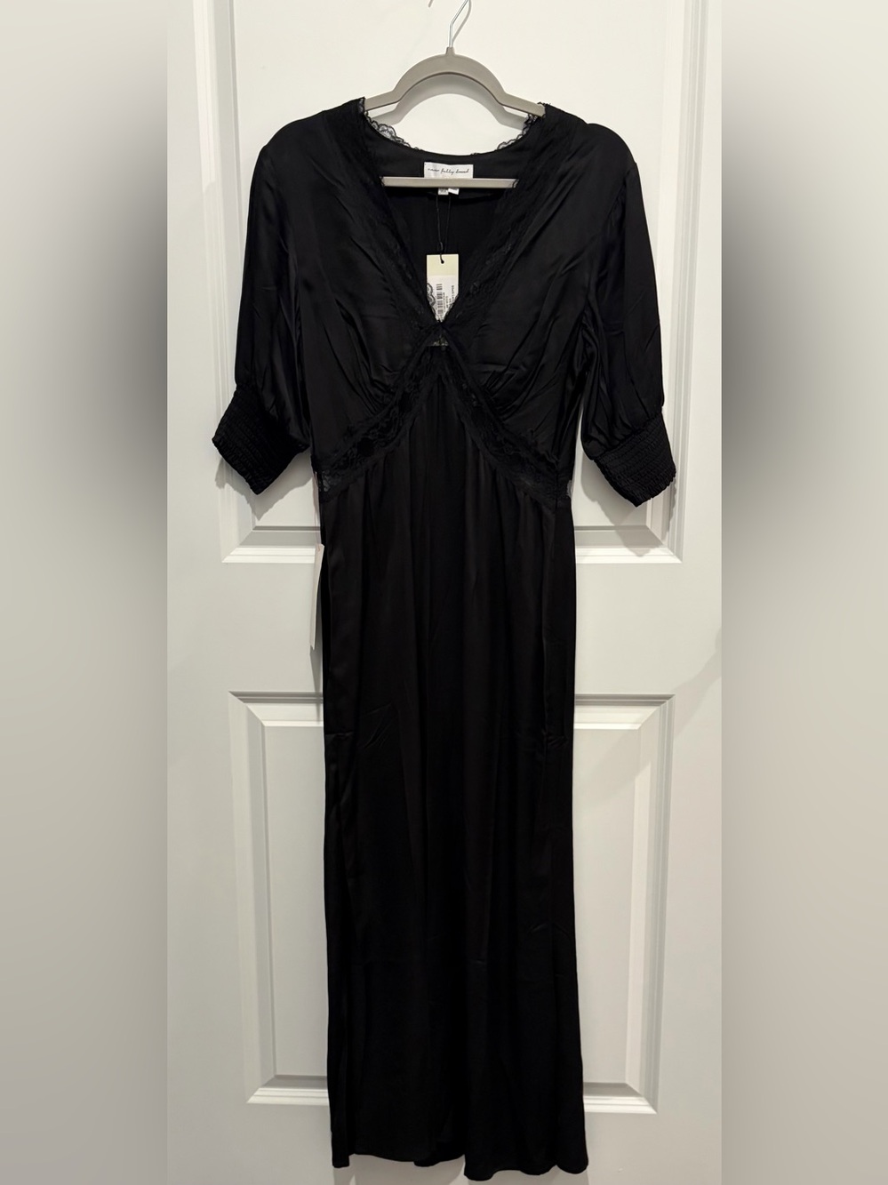 Never Fully Dressed Black Lace May Dress - Picture 4 of 6